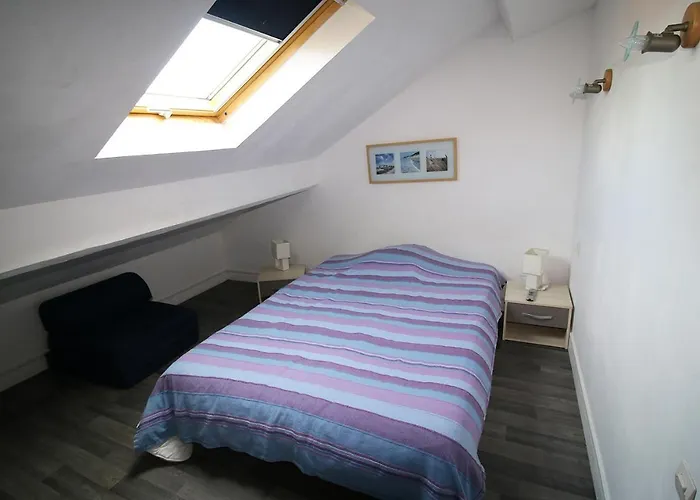 Grande Brévinoise Dans Les Pins